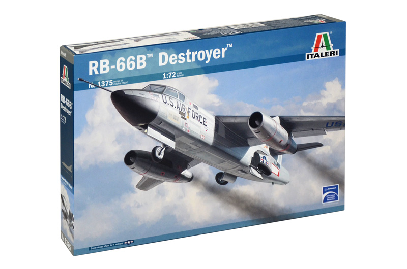 Italeri - DOUGLAS RB 66B DESTROYER Italeri - DOUGLAS RB 66B DESTROYER