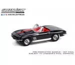 Greenlight 37240-A - 1967 Chevrolet Corvette Convertible (Lot #1367) - Black with Red Interior