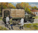 ICM 35513 - Studebaker US6 with Soviet Medical Personnel