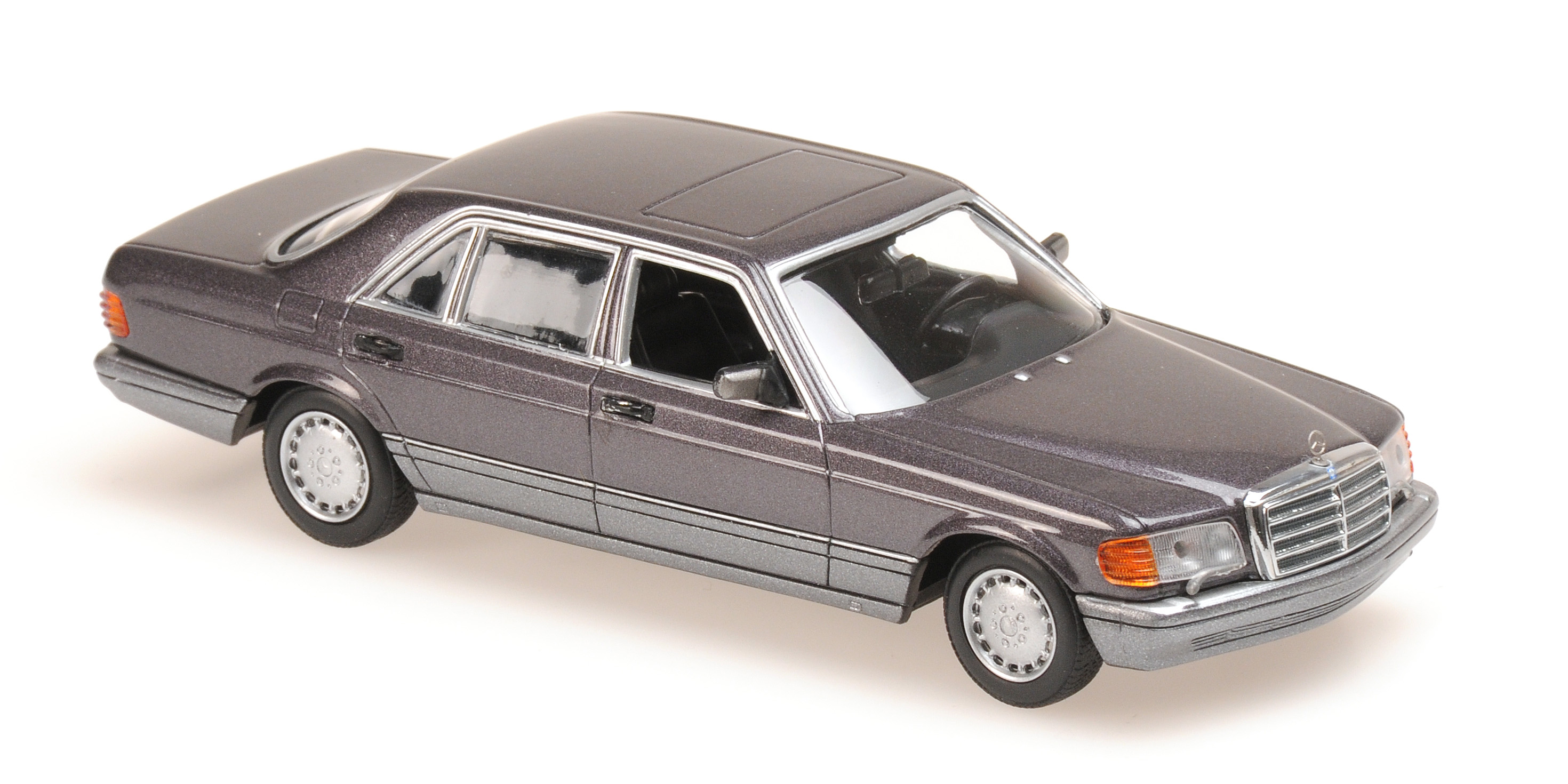Maxichamps - MERCEDES-BENZ 560 SEL - 1990 - PURPLE METALLIC Maxichamps - MERCEDES-BENZ 560 SEL - 1990 - PURPLE METALLIC