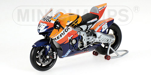 Minichamps - HONDA RC212V - PEDROSA - TEAM Minichamps - HONDA RC212V - PEDROSA - TEAM