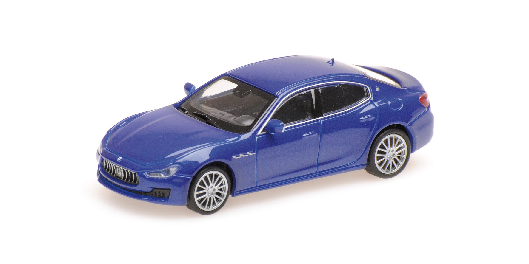 Minichamps - MASERATI GHIBLI - 2018 - DARK BLUE METALLIC Minichamps - MASERATI GHIBLI - 2018 - DARK BLUE METALLIC
